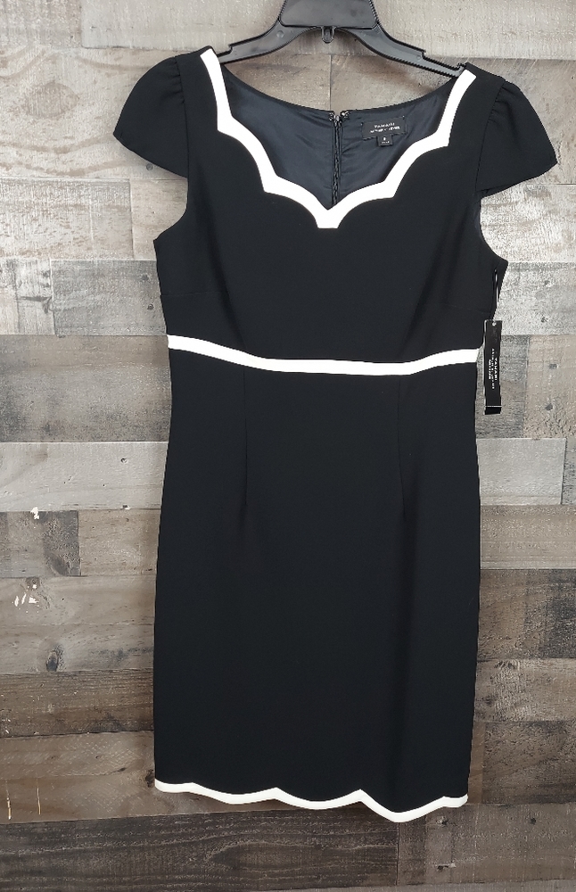 Tahari by Arthur S. Levine Little Black Cocktail Cap Sleeveles Dress